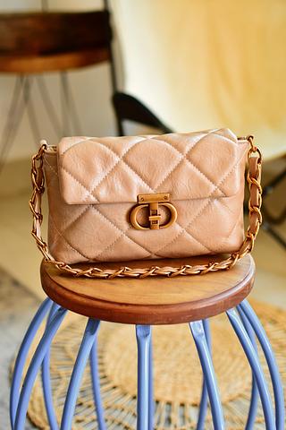 Bolsa transversal feminina