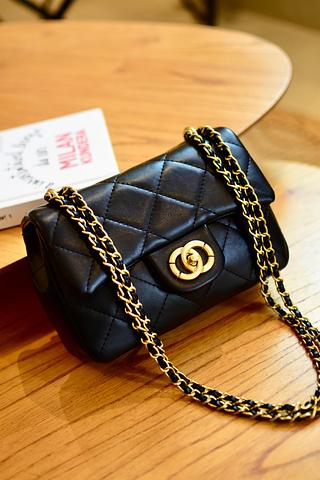 Bolsa transversal feminina