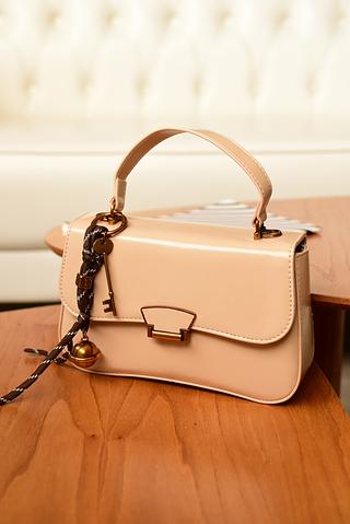 Bolsa transversal feminina