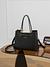 Bolsa grande feminina <so tem preto e azul>