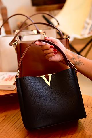 Bolsa transversal feminina
