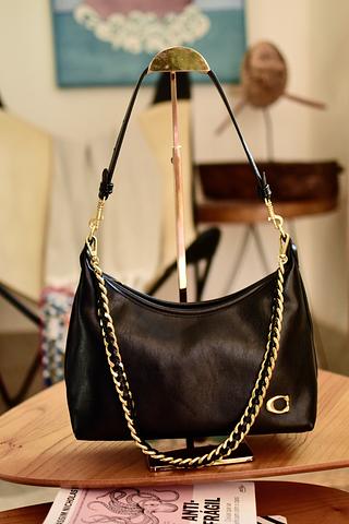Bolsa transversal com Cereja