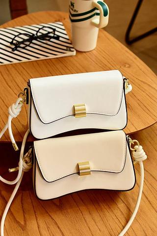 Bolsa transversal feminina