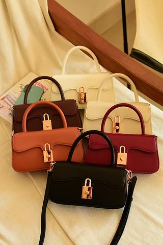 Bolsa transversal feminina