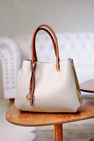 Bolsa grande feminina