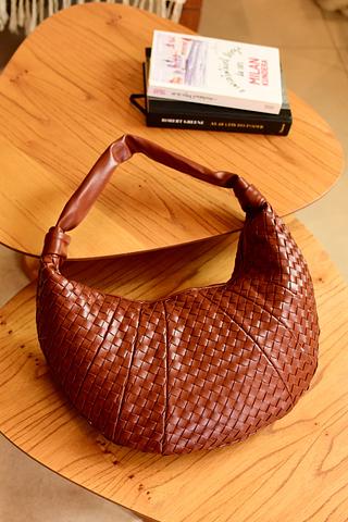 Bolsa transversal feminina