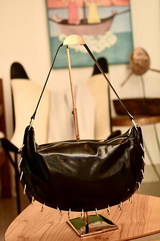 Bolsa transversal feminina