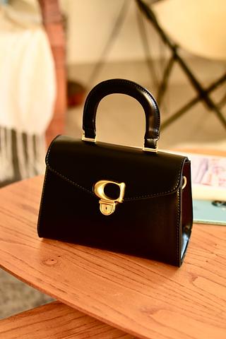 Bolsa transversal feminina