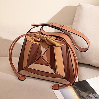 Bolsa transversal feminina