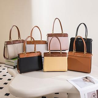 CAIXA FECHADA Sai 60 reias cada