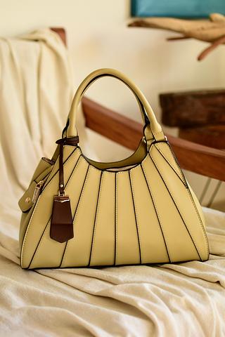 Bolsa grande feminina