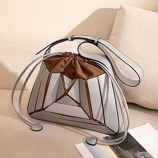 Bolsa transversal feminina