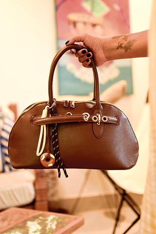 Bolsa transversal feminina