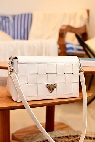 Bolsa transversal feminina